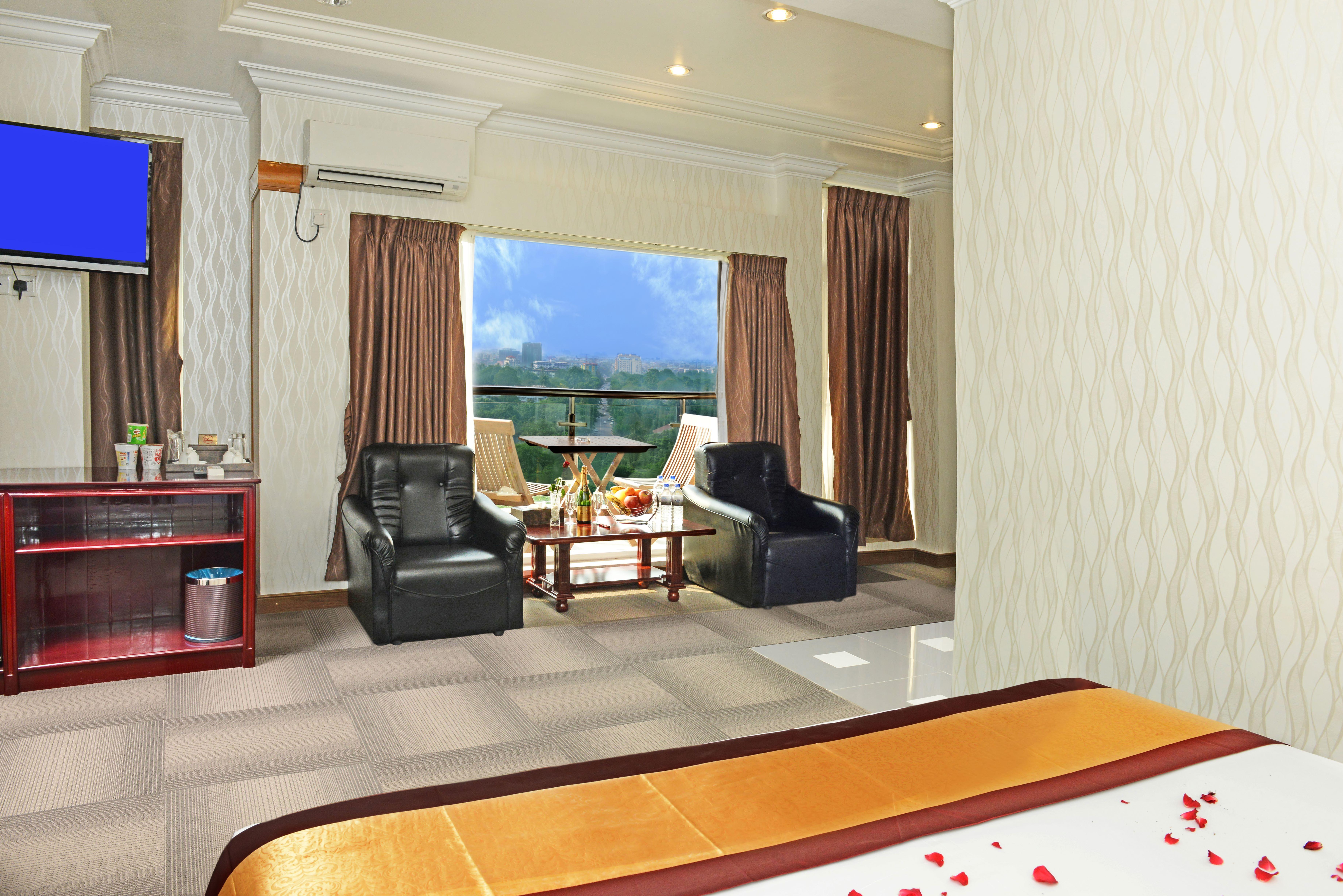 Hotel Grand United - Ahlone Branch Yangon Exterior photo